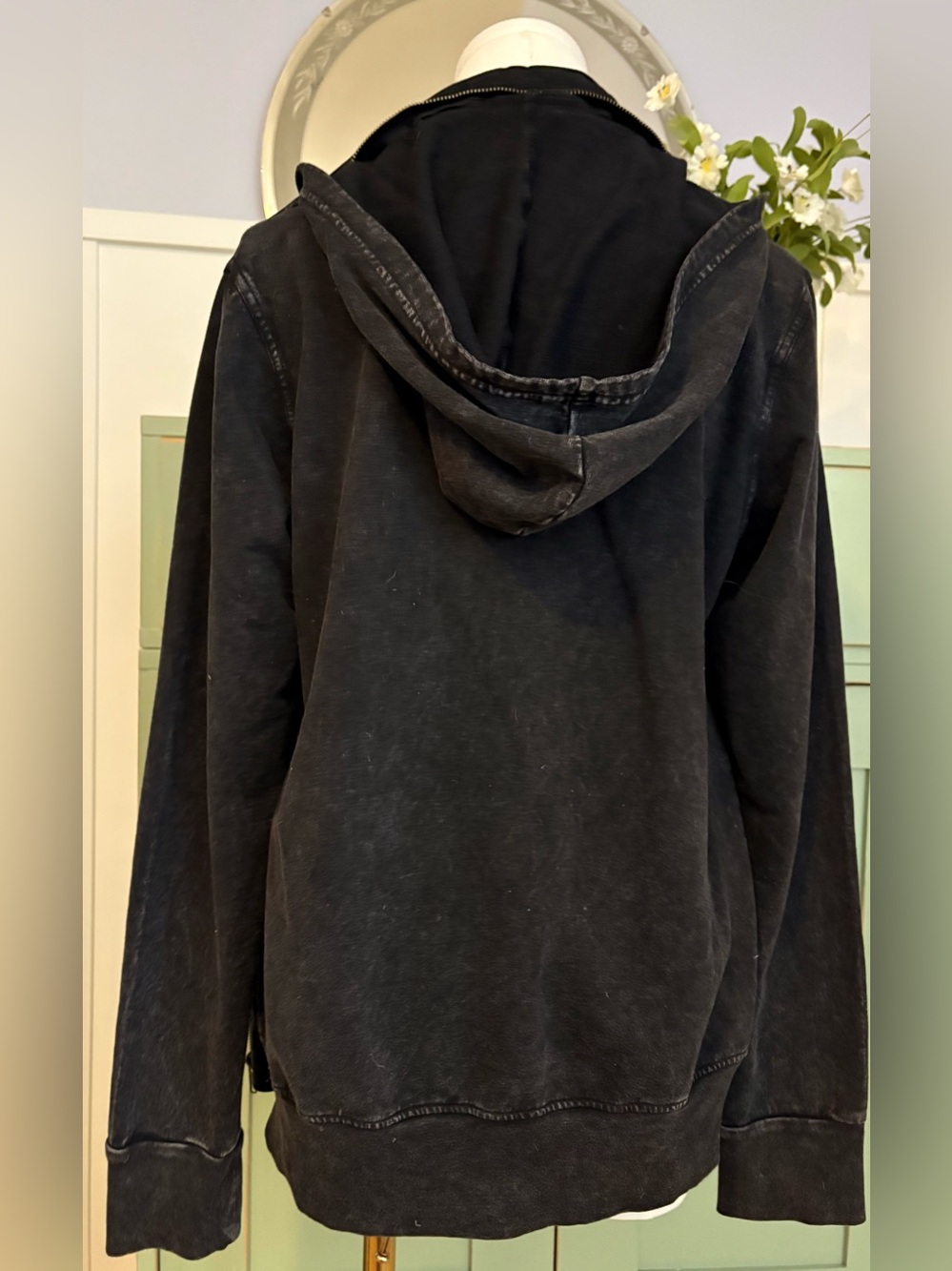 Fast & Furious by Affliction Black Acid-Washed Cotton Moto-Inspired Zip Hoodie - Picture 9 of 14